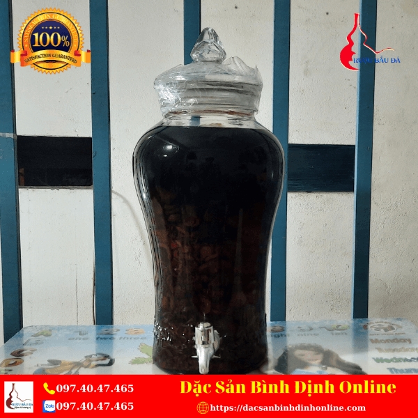 Bình Rượu Táo Mèo Ngâm Sẵn